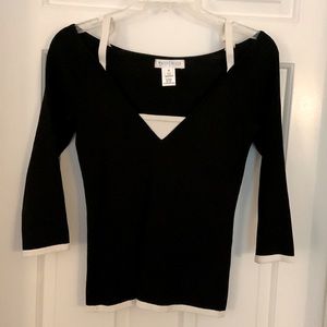 Black and White House Market, new light weight sweaters with no tags size xs